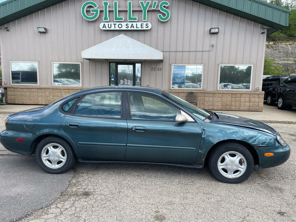 Ford Taurus
