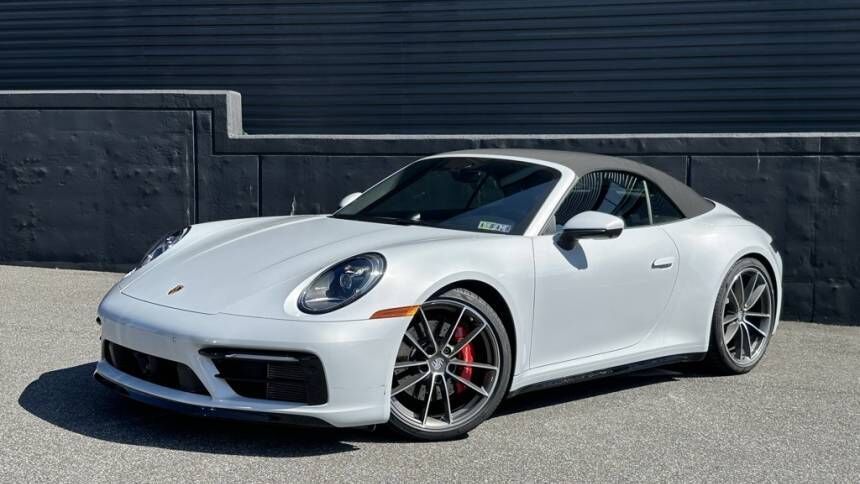 2024 PORSCHE 911