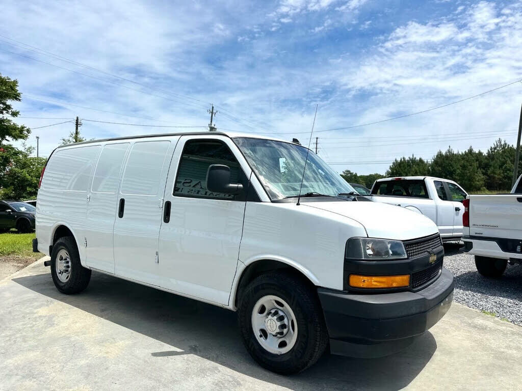 2019 CHEVROLET Express