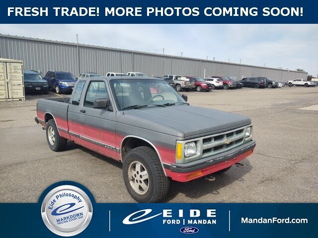 Chevrolet S-10 Pickup