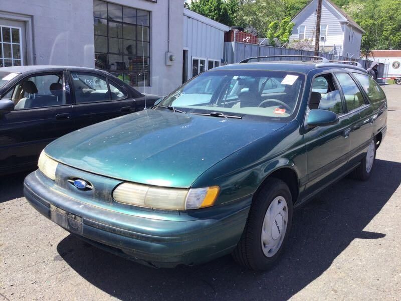 Ford Taurus