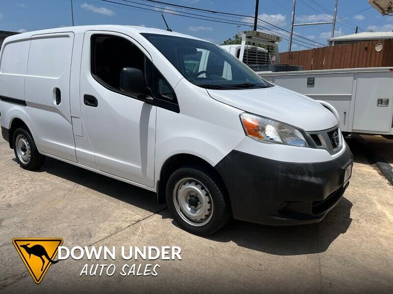 Nissan NV200