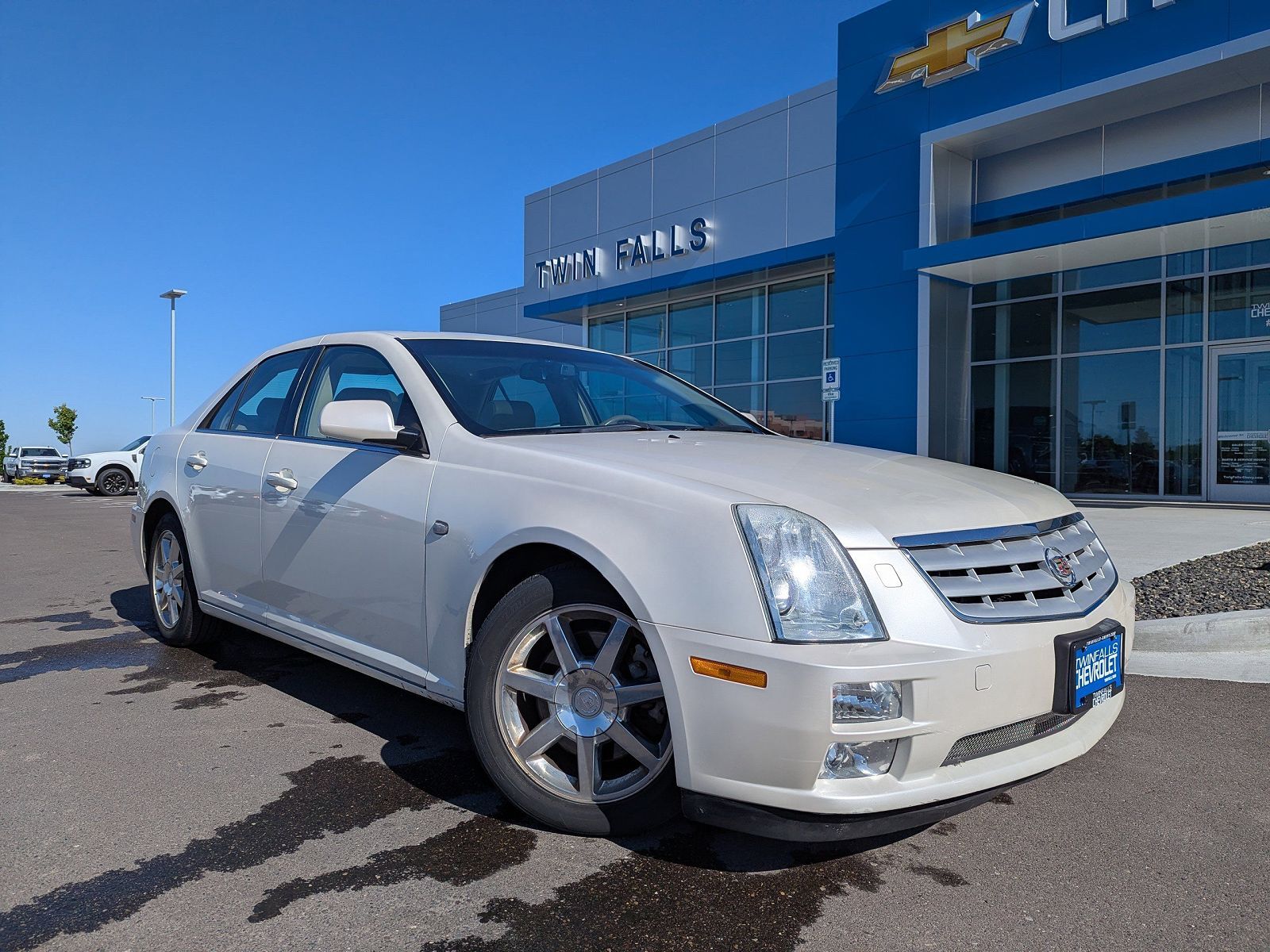 Cadillac STS