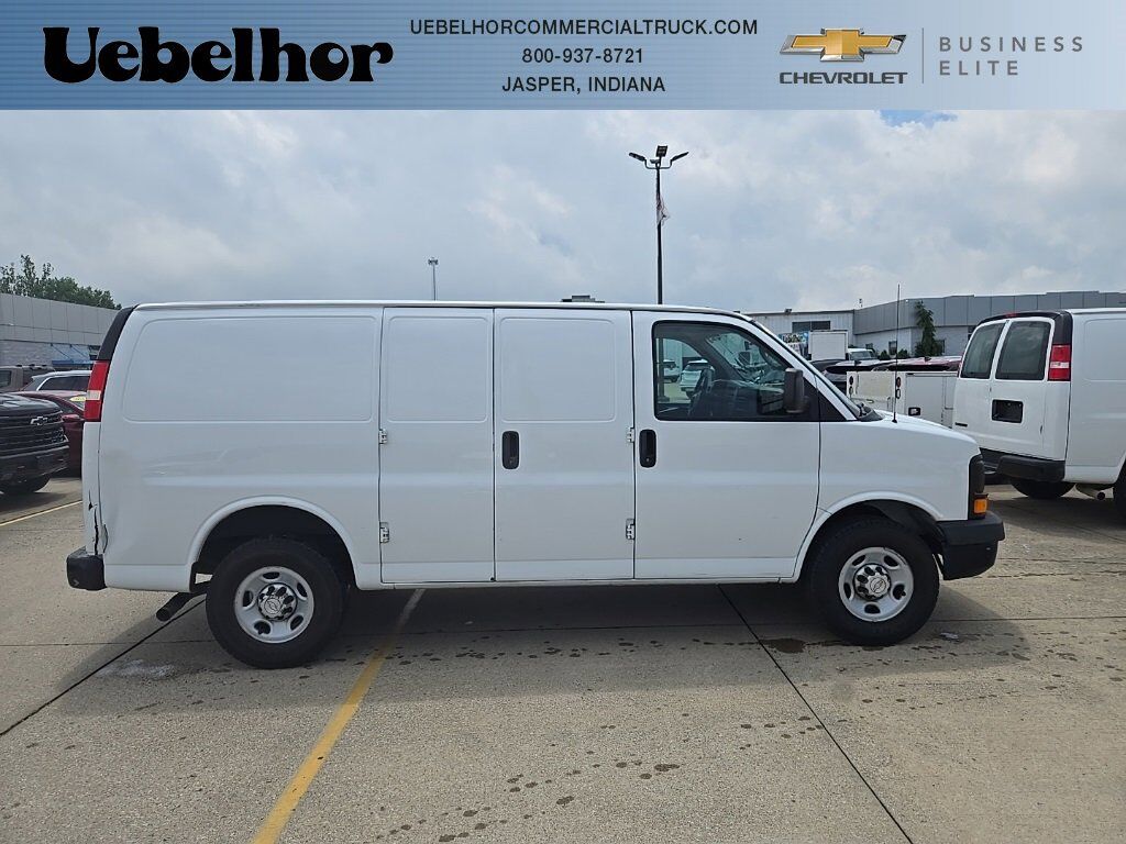 2015 CHEVROLET Express