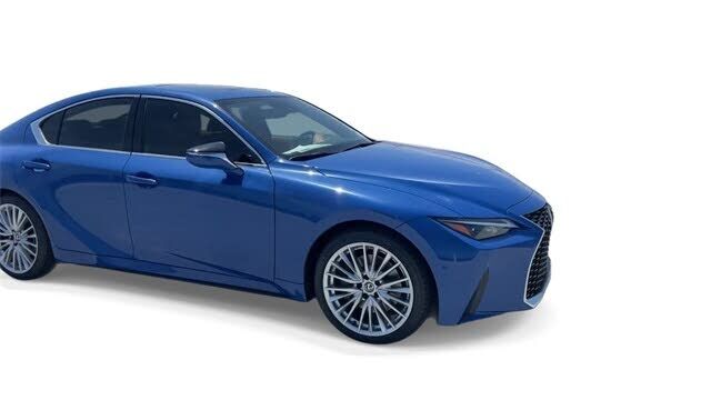2023 Lexus IS