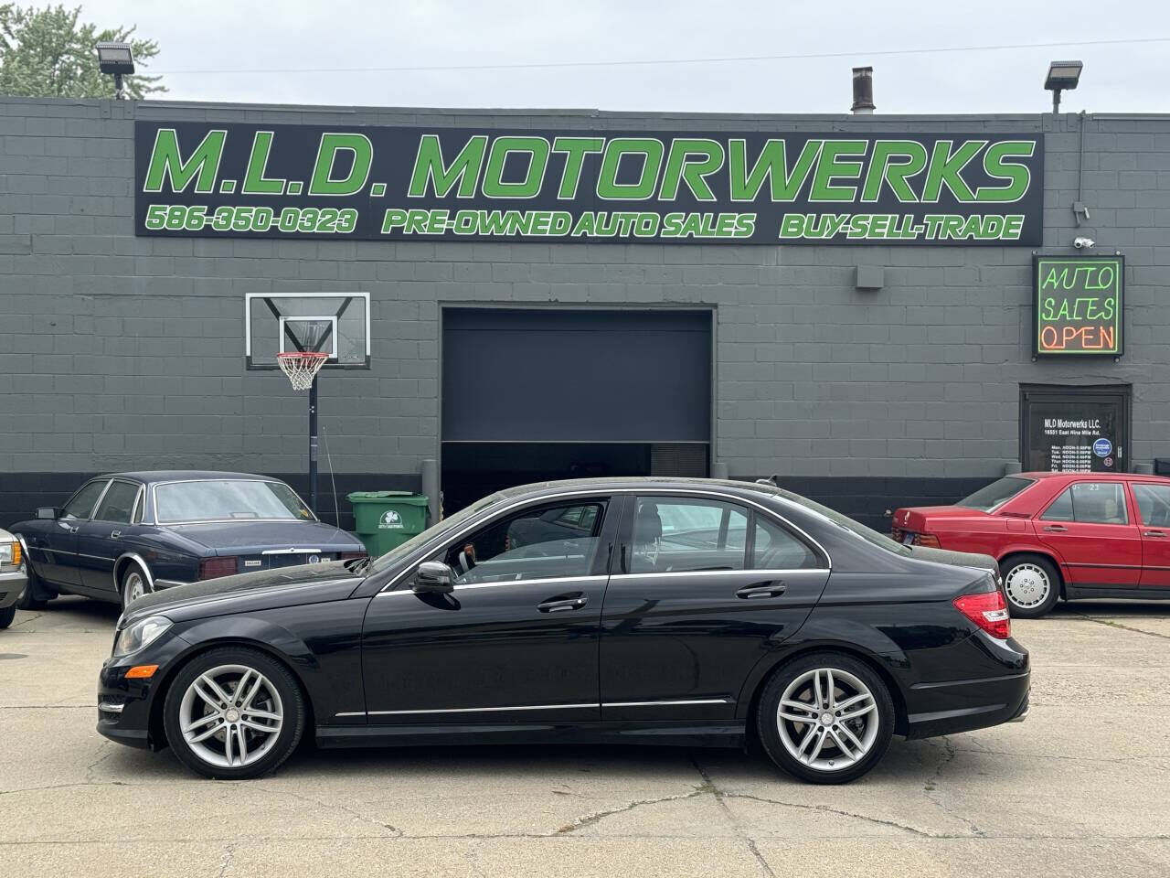 2012 MERCEDES-BENZ C-Class