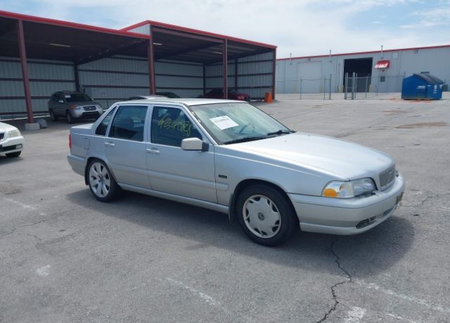 Volvo S70