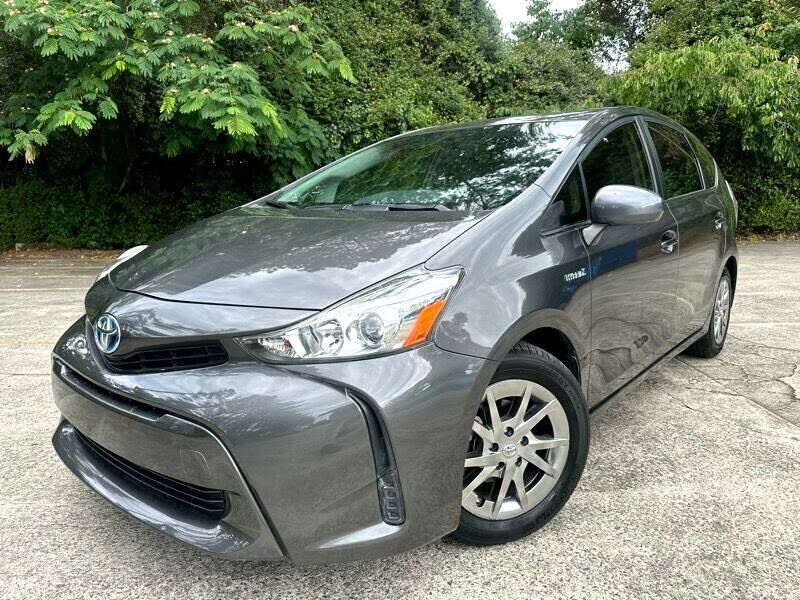 Toyota Prius V