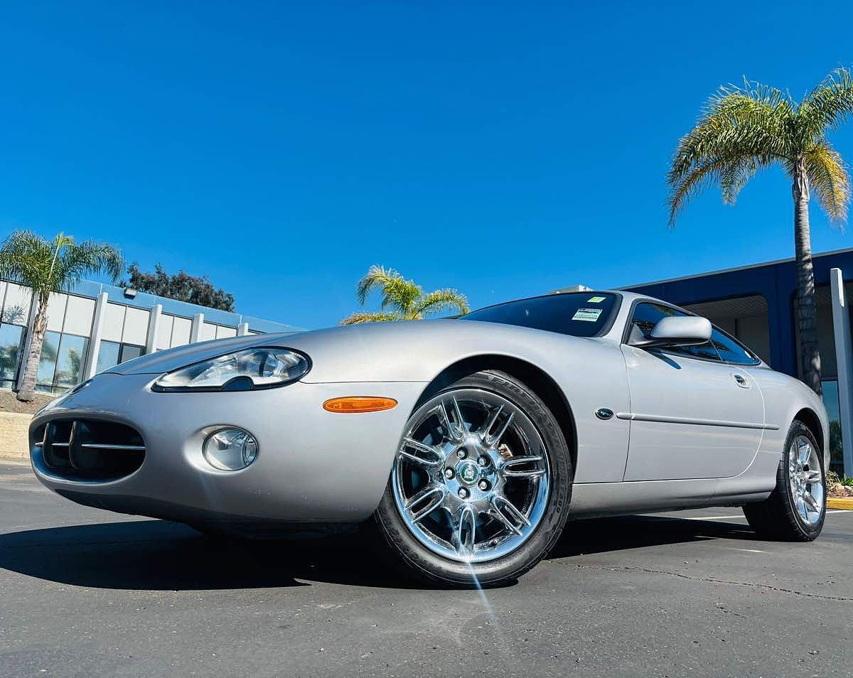 2001 JAGUAR XK8