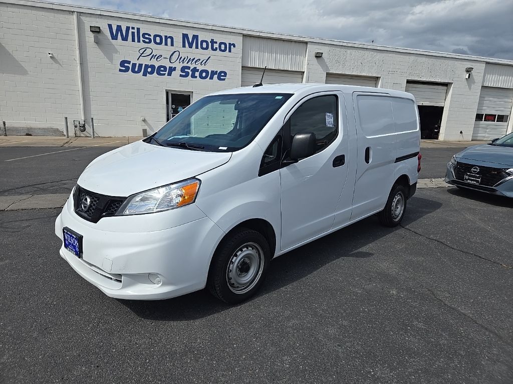 2021 NISSAN NV200
