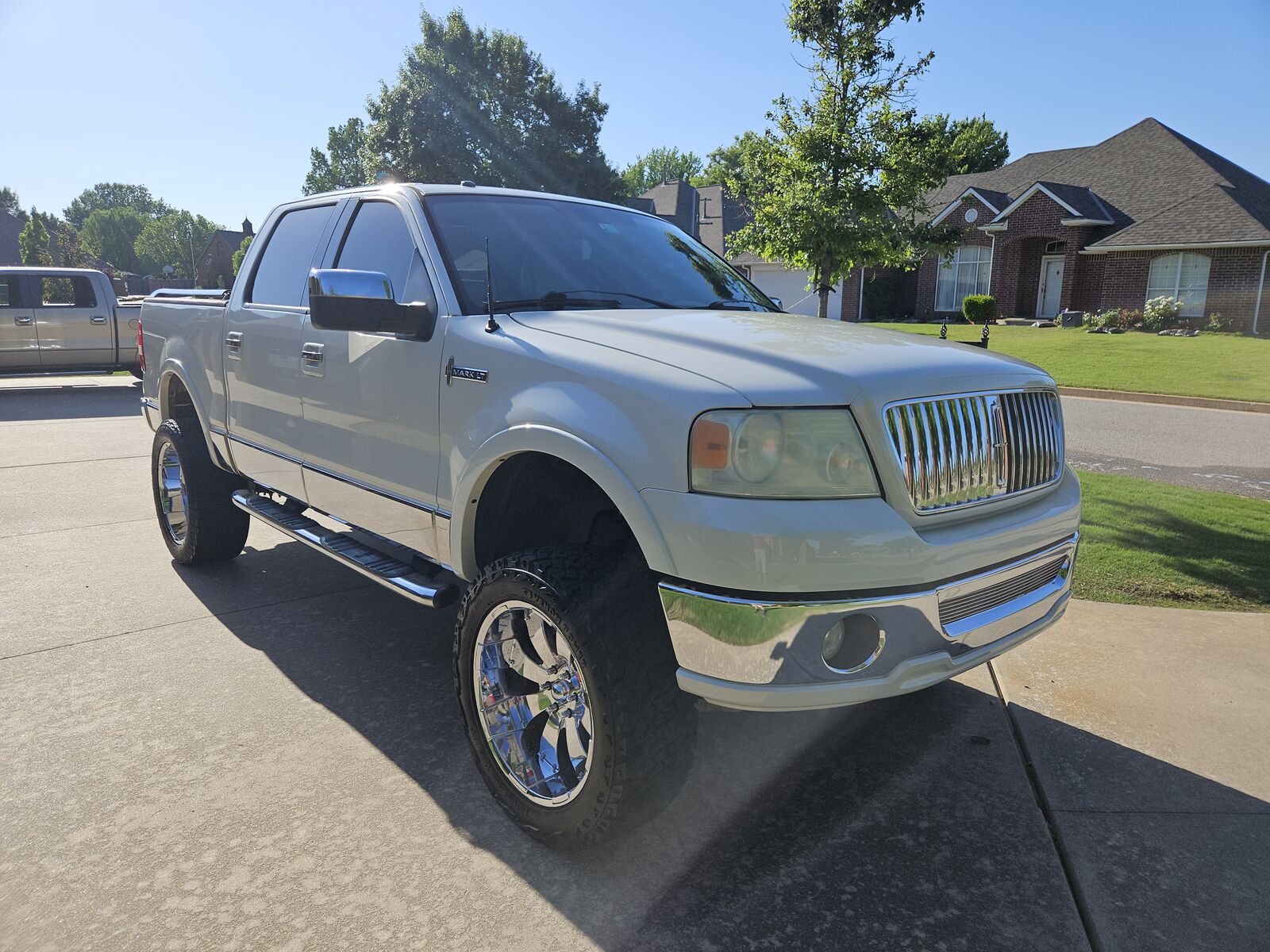 Lincoln Mark LT