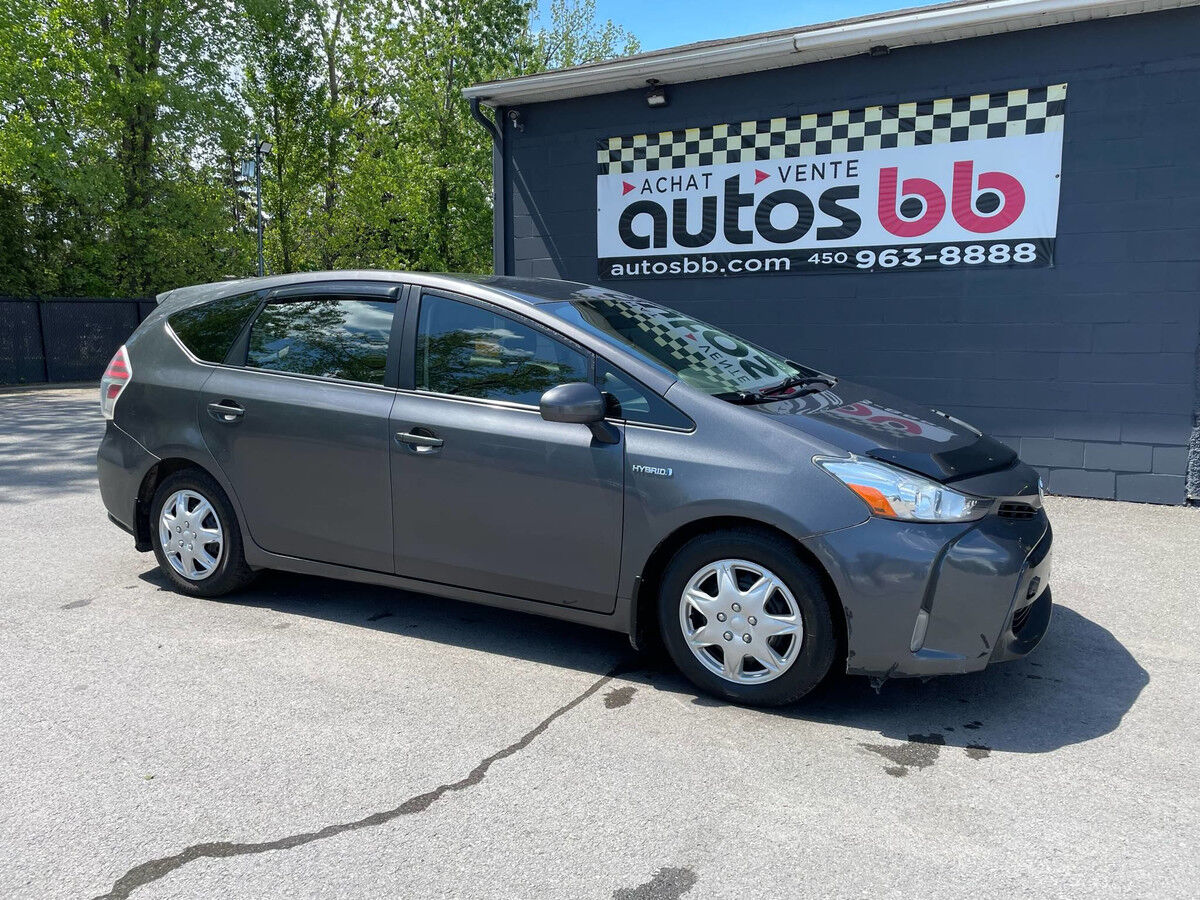 Toyota Prius V