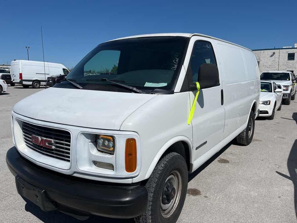GMC Savana