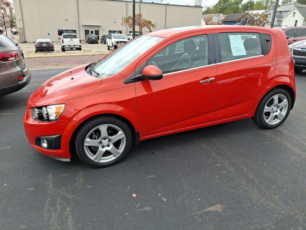 2013 CHEVROLET Sonic
