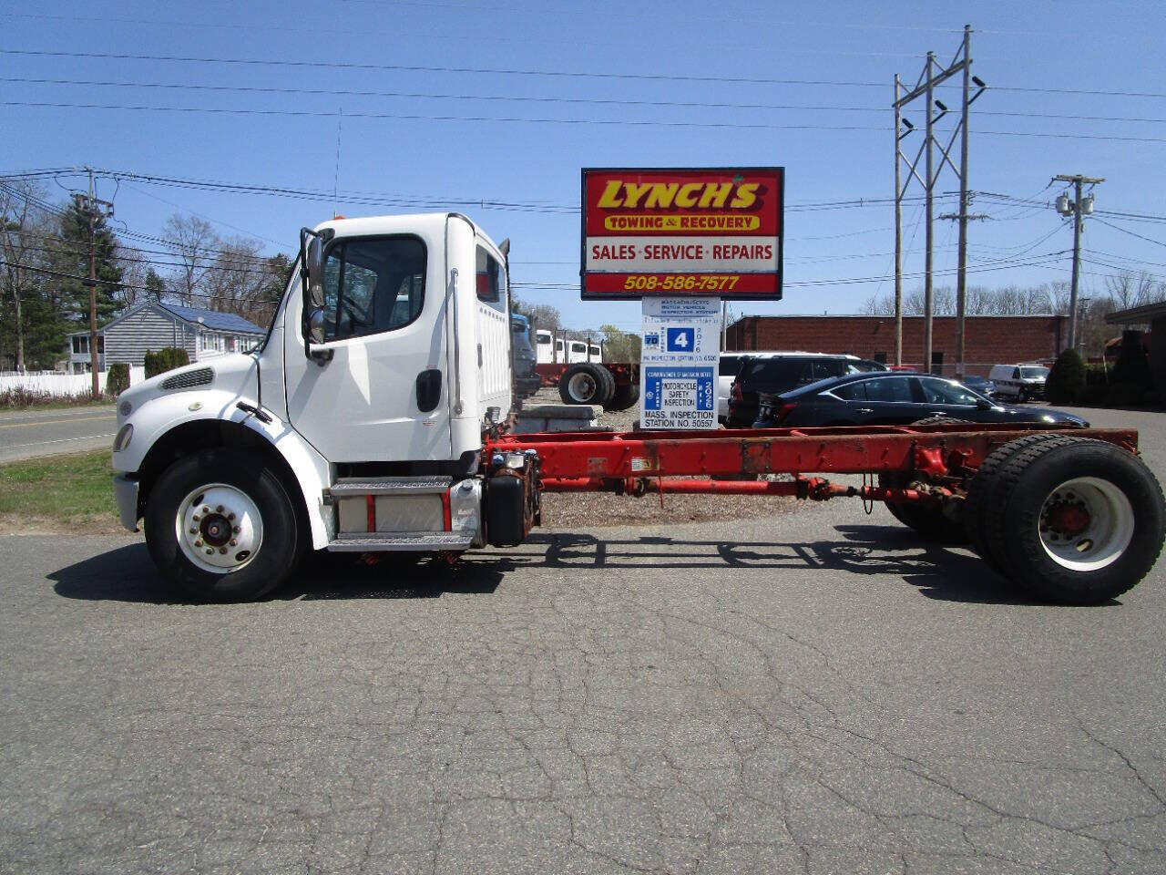 2015 FREIGHTLINER M2