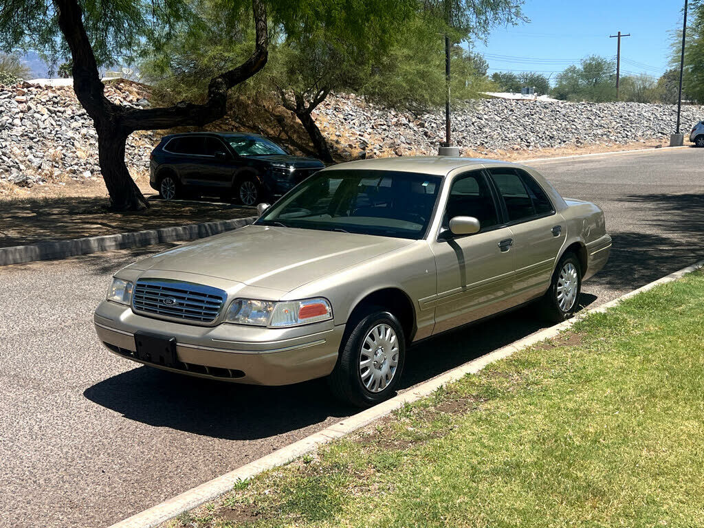 Ford Crown Victoria