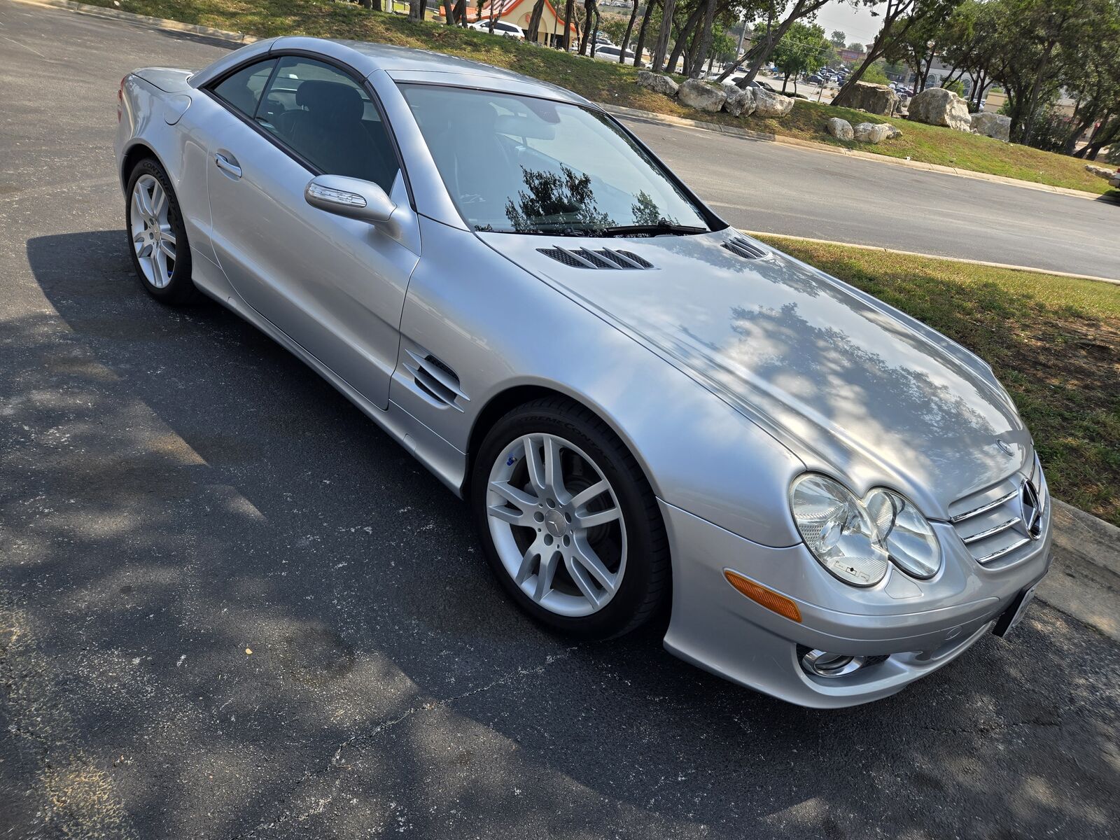 Mercedes-Benz SL-Class