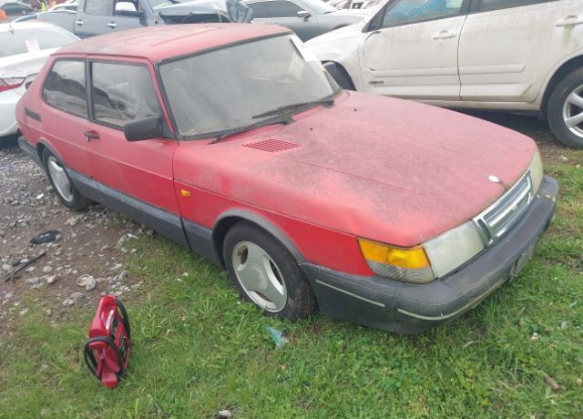 Saab 900
