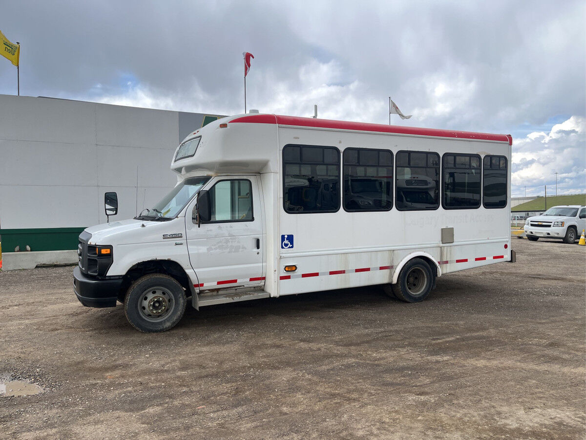 Ford E-450