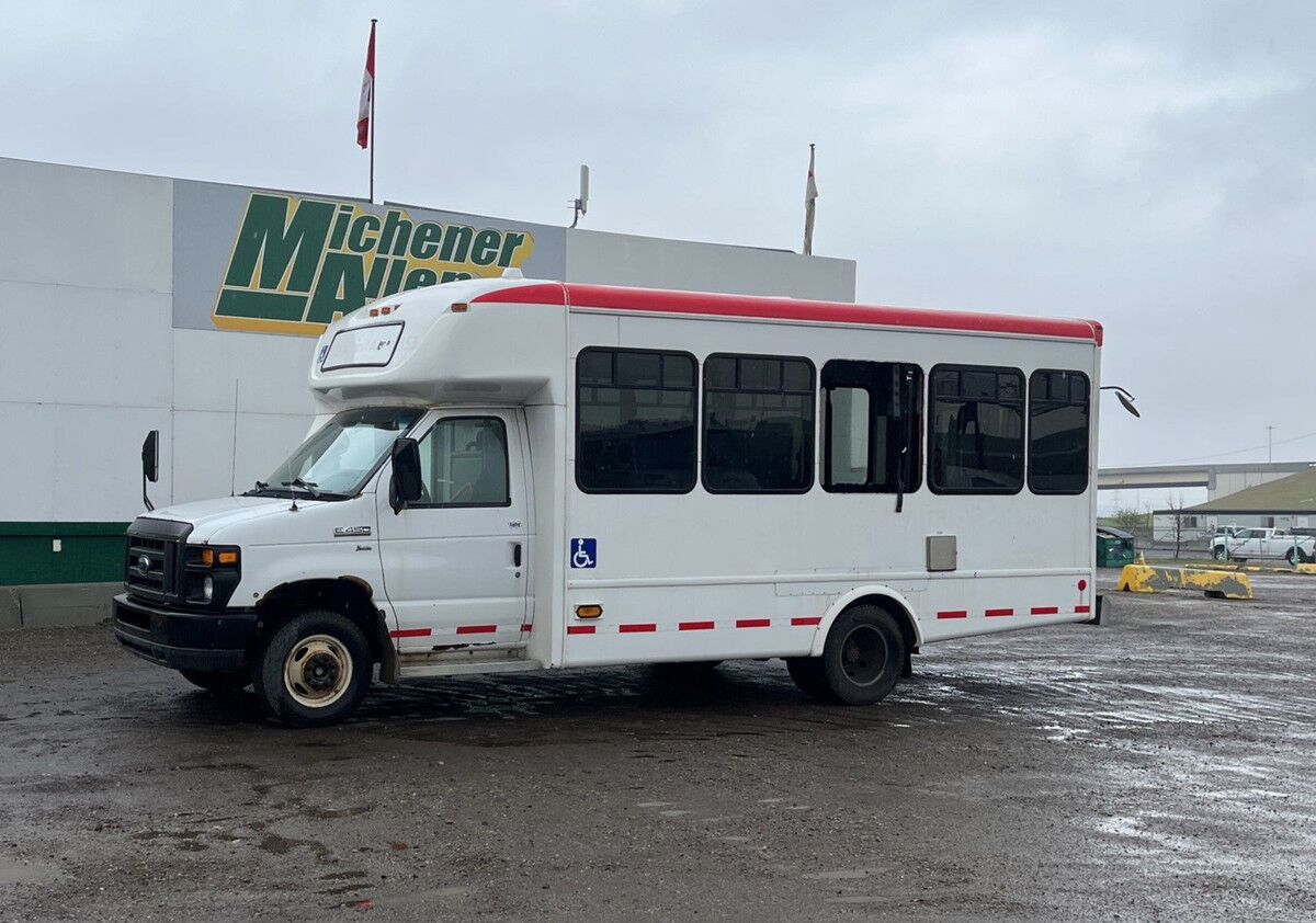 Ford E-450