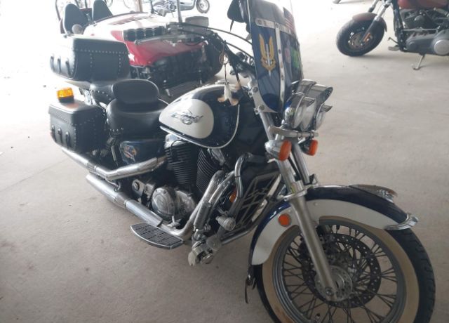 Honda VT1100C2 (SHADOW ACE)