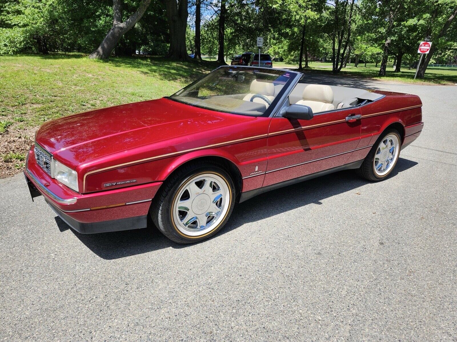 Cadillac Allante