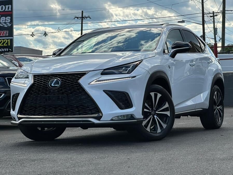 LEXUS