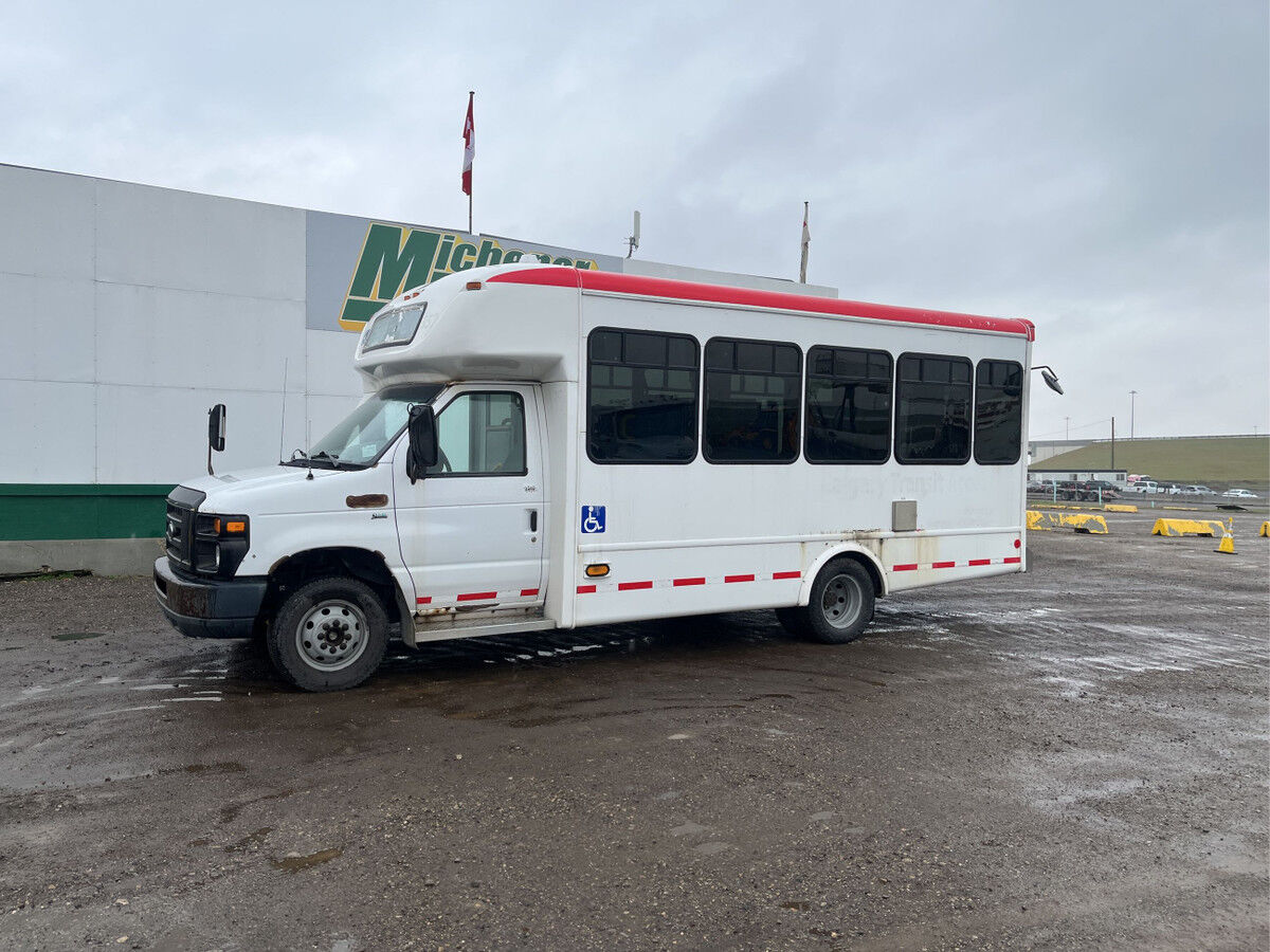 Ford E-450