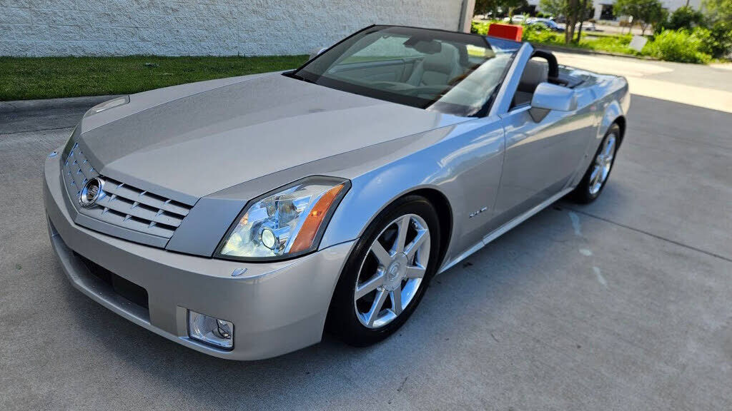 Cadillac XLR