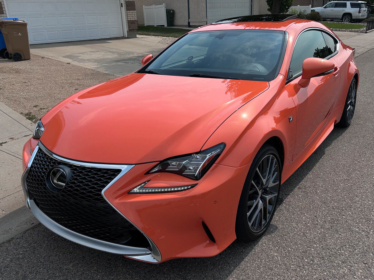 LEXUS