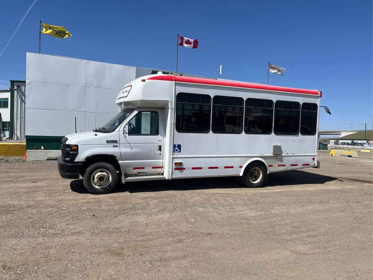 Ford E-450