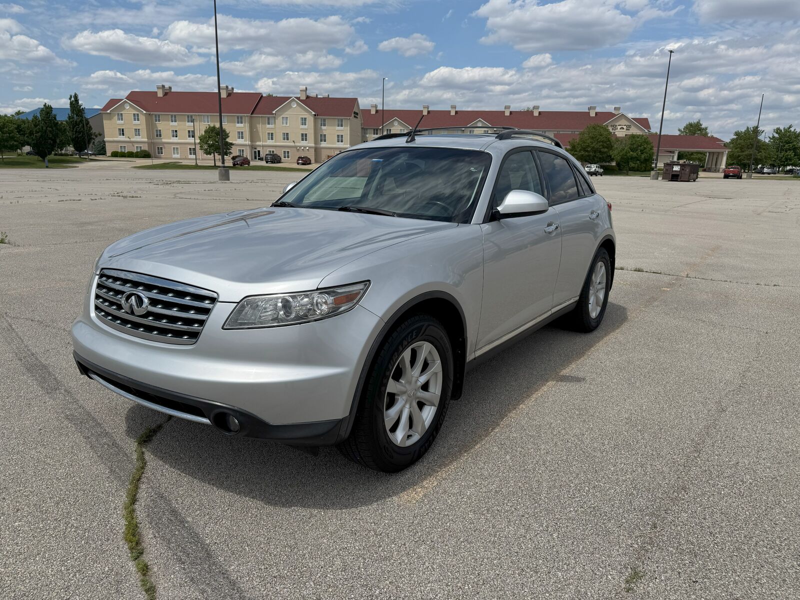 Infiniti FX35