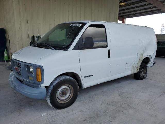 GMC Savana