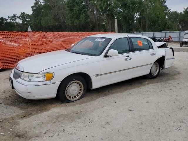 Lincoln Town Car