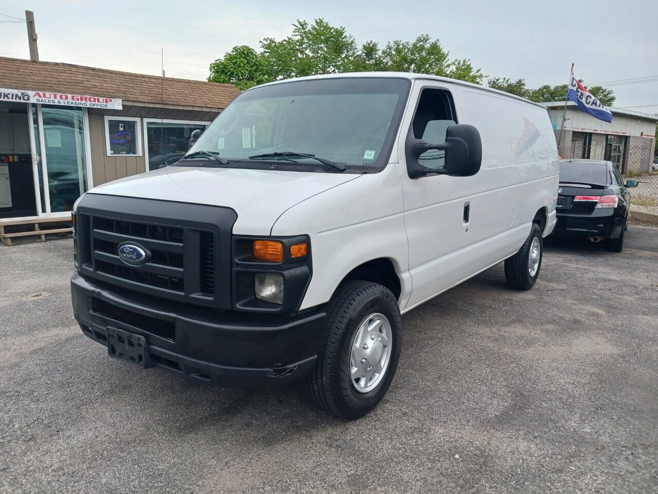 2011 FORD E-250