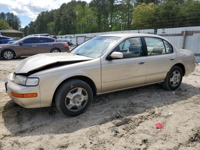 Nissan Maxima