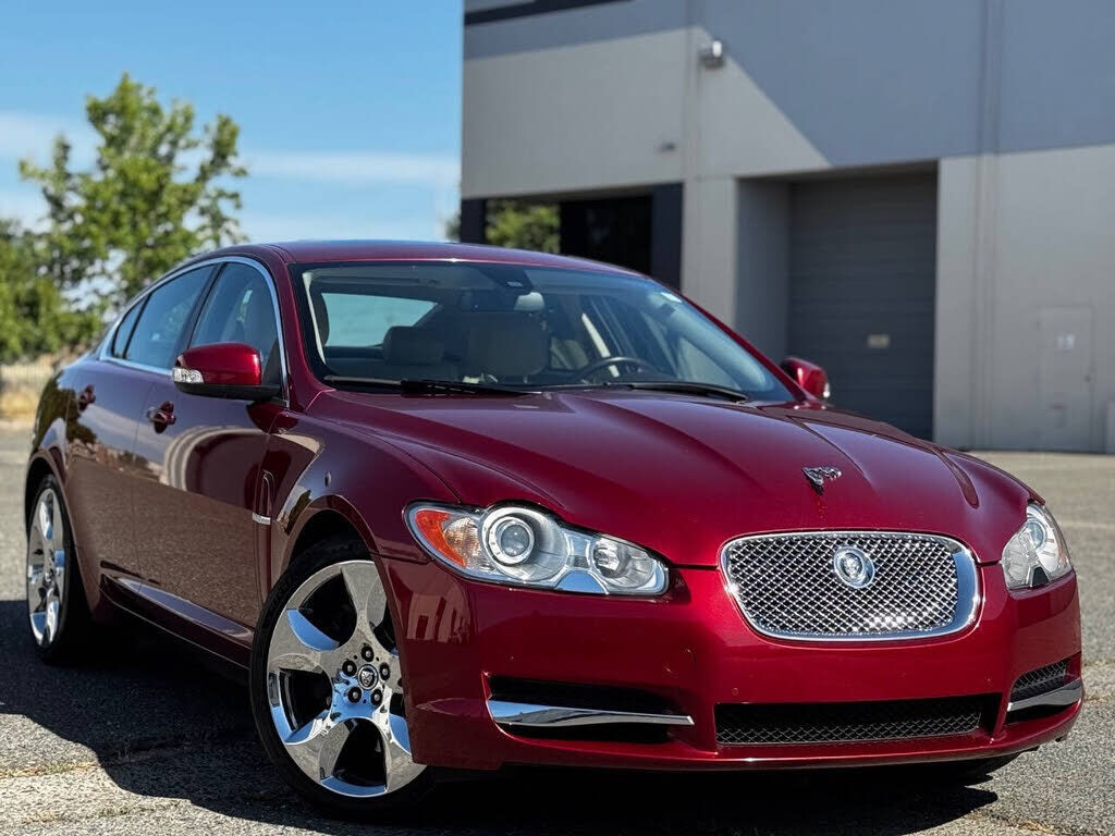 Jaguar XF