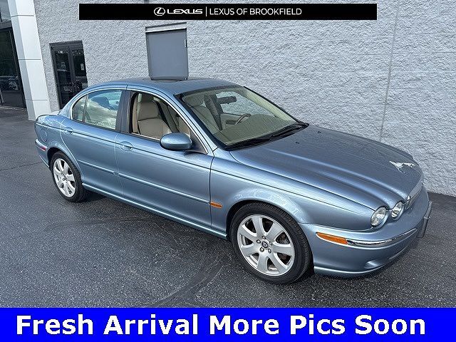 Jaguar X-Type