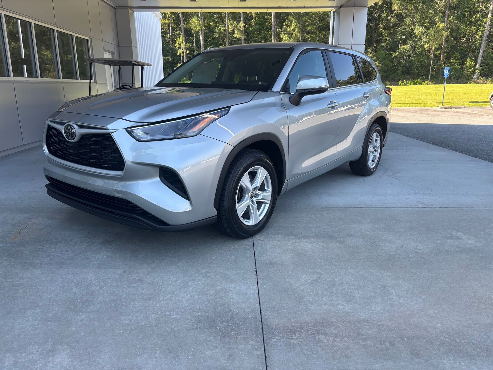2023 TOYOTA Highlander