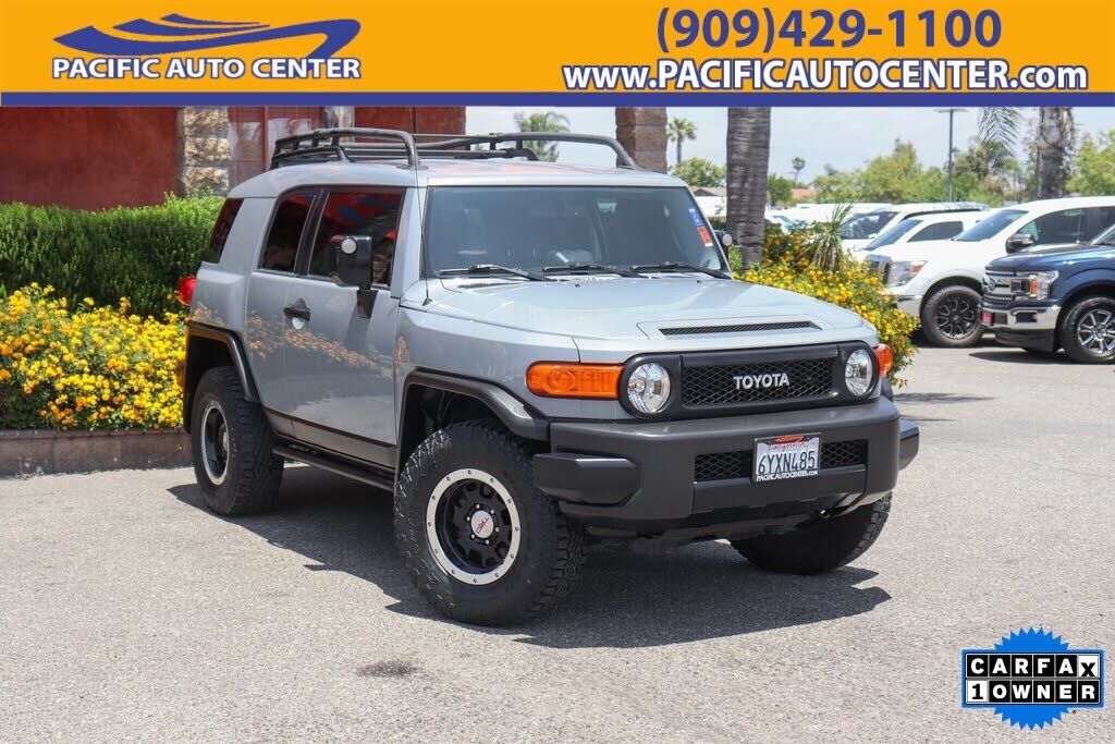 Toyota FJ Cruiser