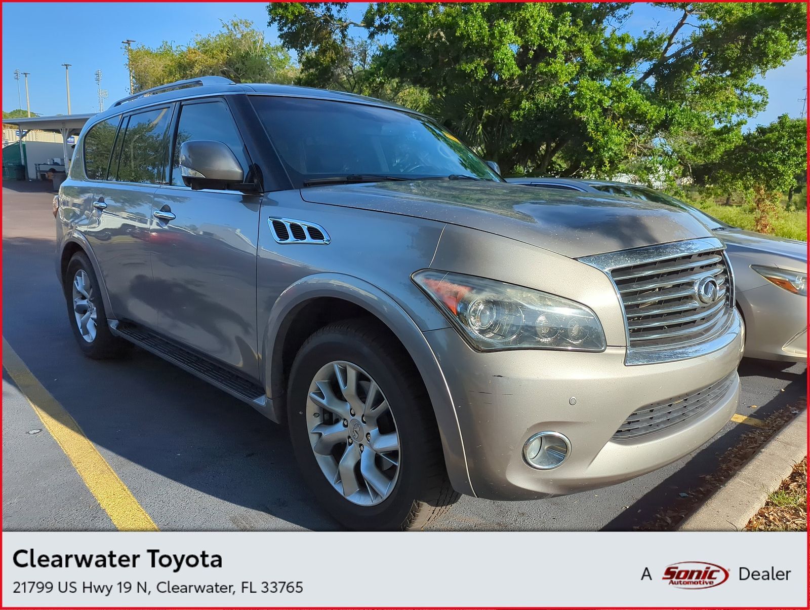 Infiniti QX56