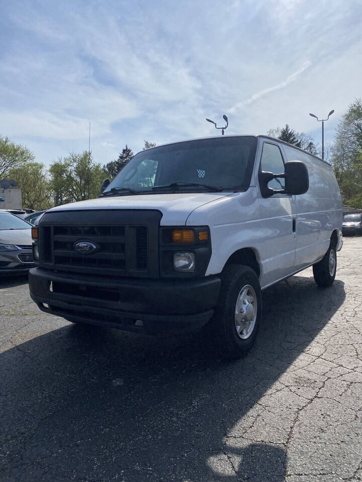 2012 FORD E-250