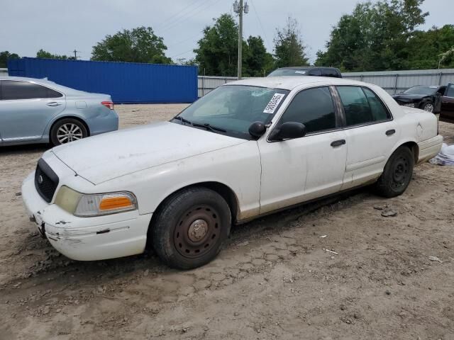 Ford Crown Victoria