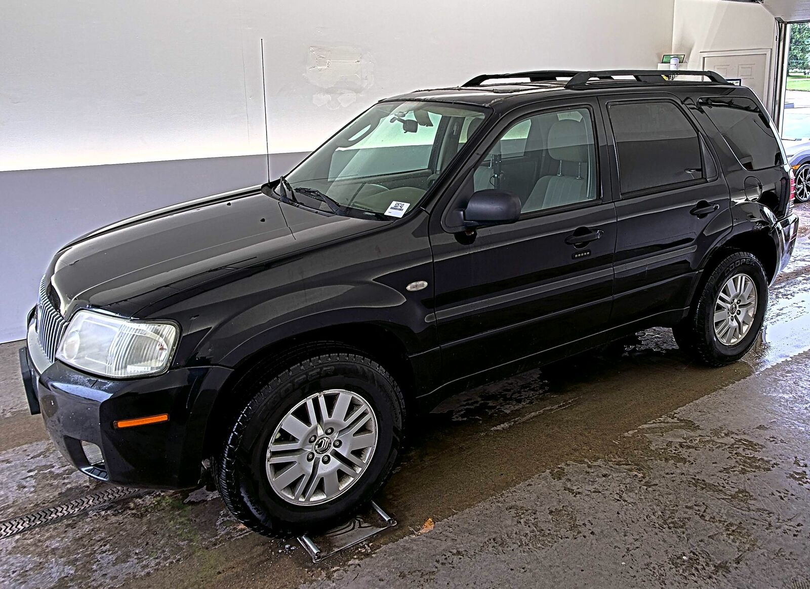 Mercury Mariner