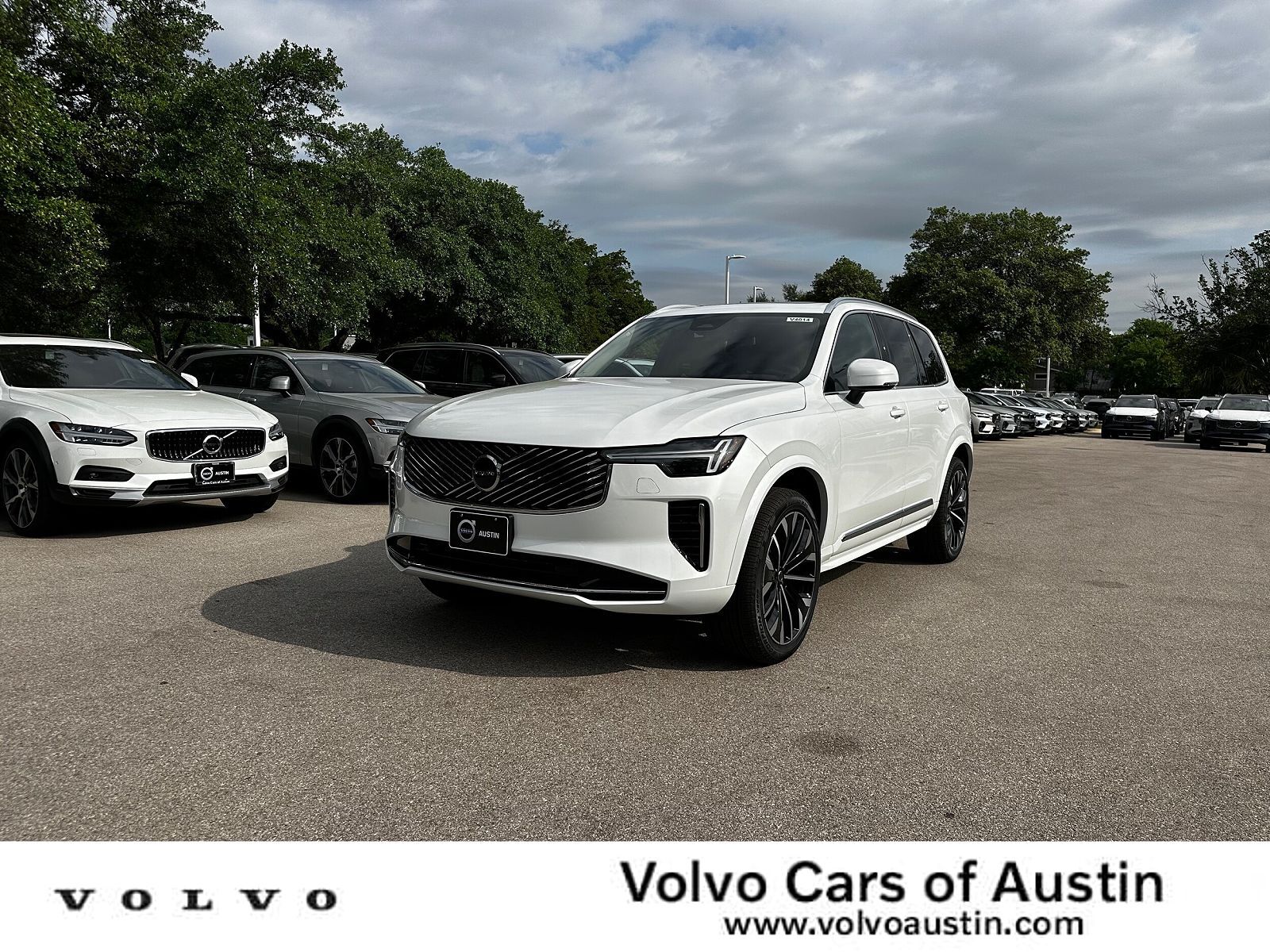 2025 VOLVO XC90