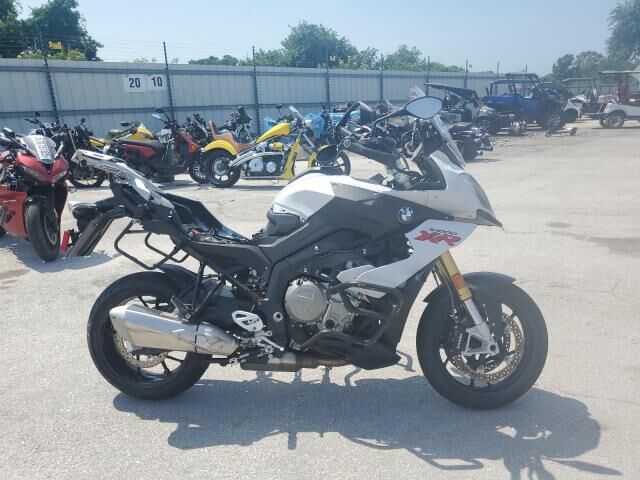 BMW S 1000 XR