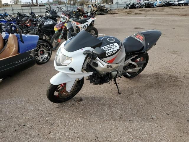 Suzuki GSX-R750