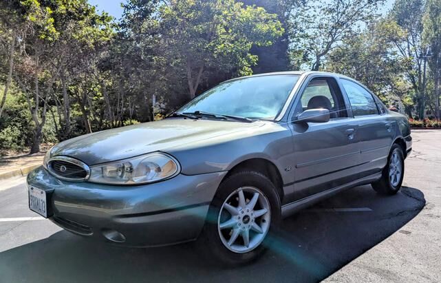 Ford Contour