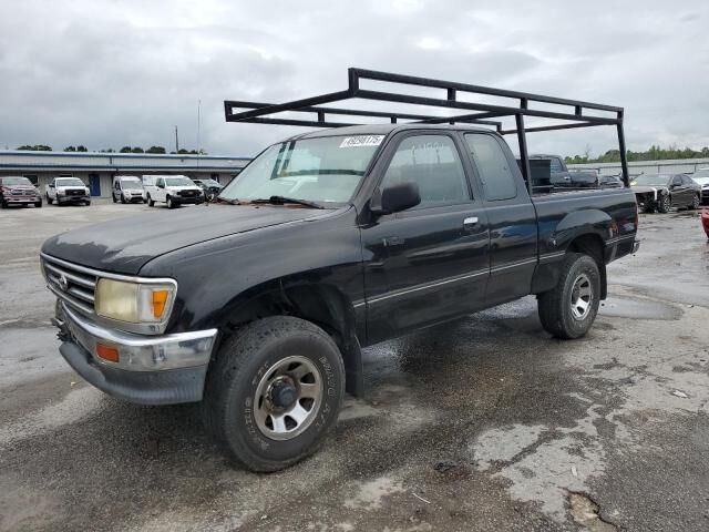 Toyota T100