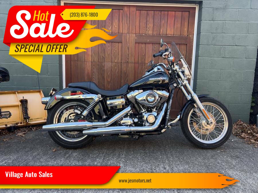 2011 HARLEY DAVIDSON Dyna Super Glide Custom